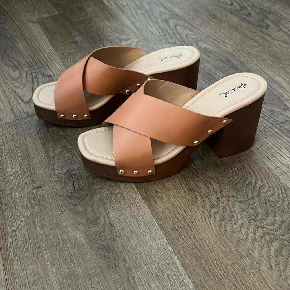 Qupid Tan Brown Platform Clog Mules